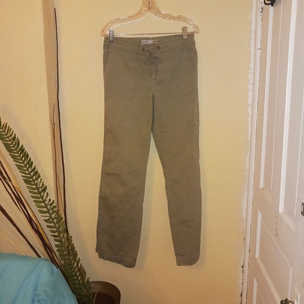 Old Navy Womens khaki colored pants size 6